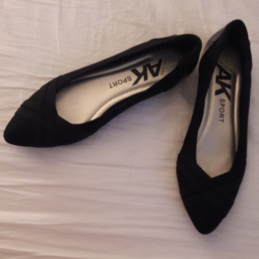 Anne Klein sport flats